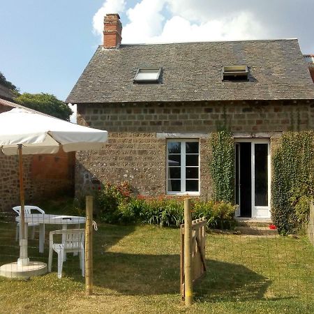 Saint-Symphorien-des-Monts Le Domaine 빌라 외부 사진